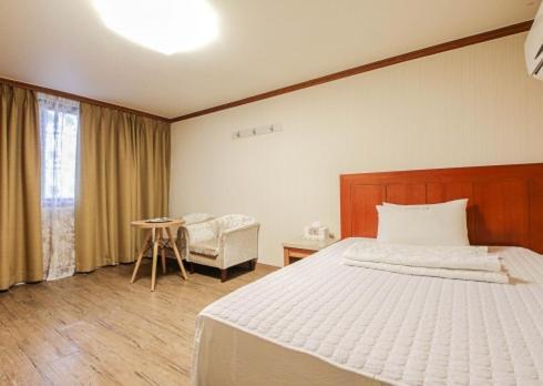 تَنوان Yangji Park Hotel المظهر الخارجي الصورة